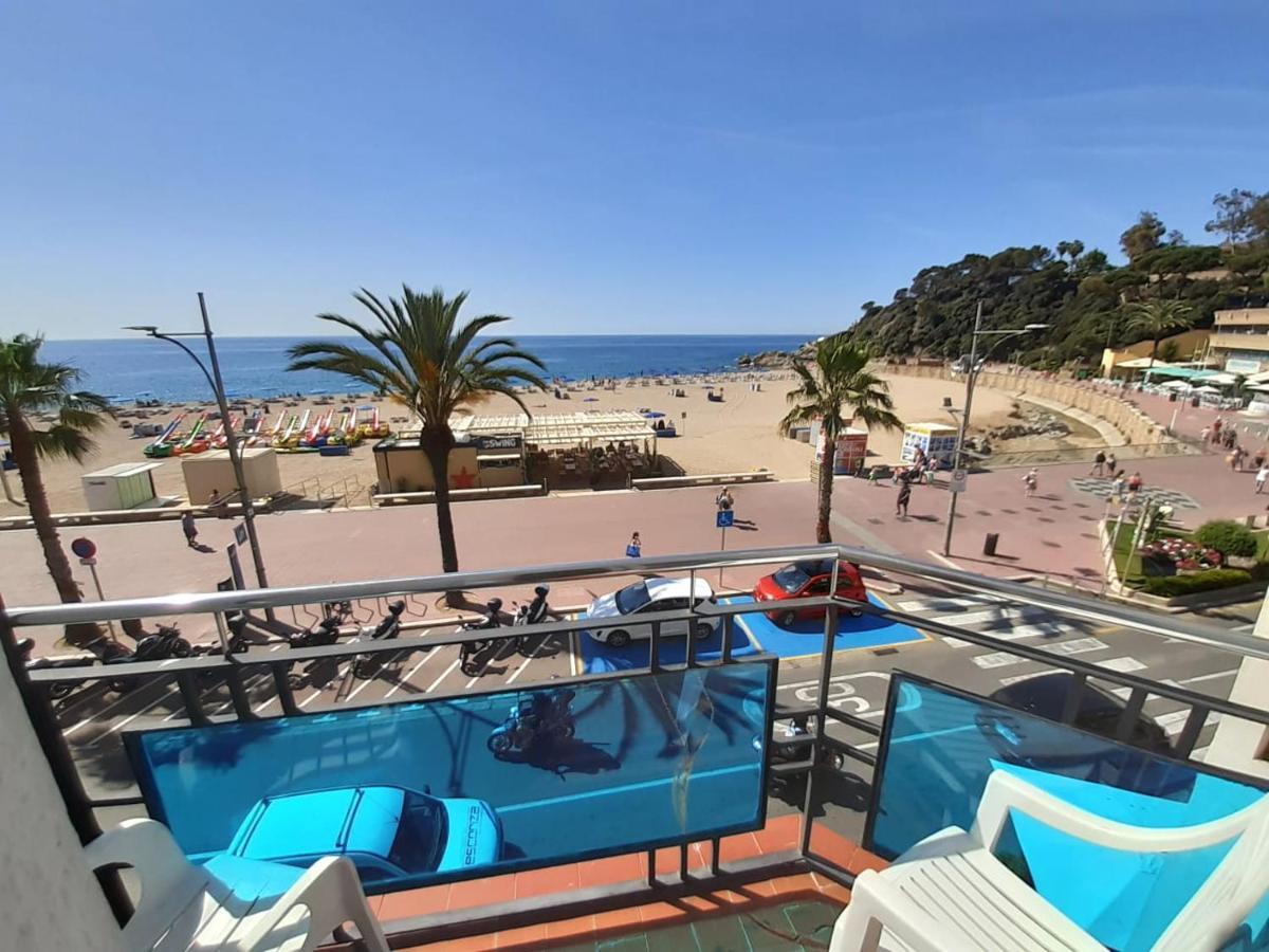 Hostal Lloret Playa Lloret de Mar Bagian luar foto