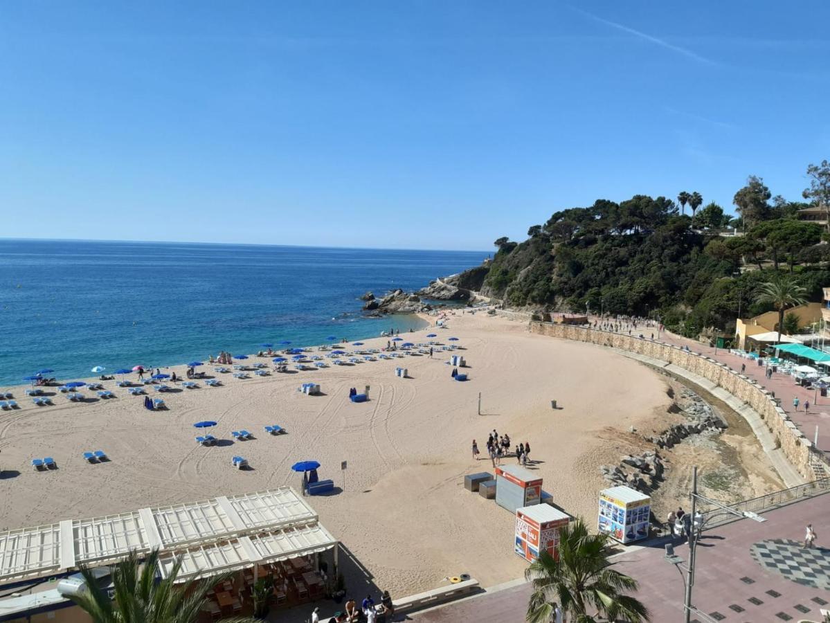 Hostal Lloret Playa Lloret de Mar Bagian luar foto